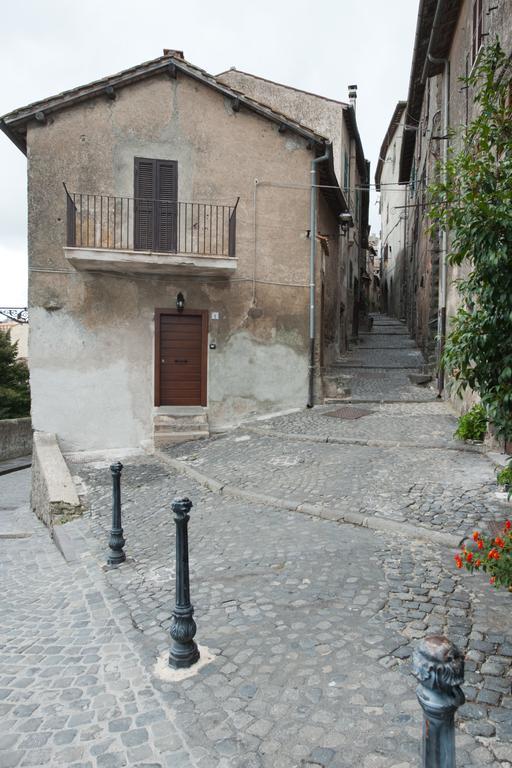 La Sentinella Holiday House Bracciano  Rom bilde