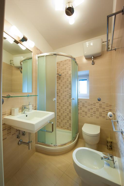 La Sentinella Holiday House Bracciano  Rom bilde